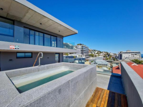 Stunning brand new apartment, pool, wifi, Secure